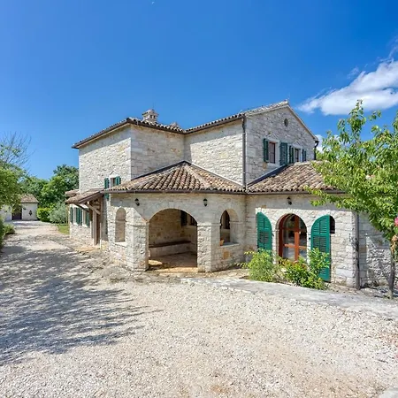 Willa Neastor Radetići