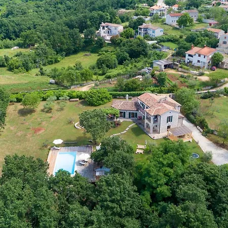 Villa Neastor