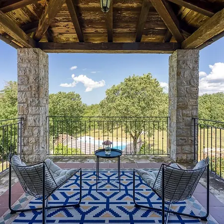 Neastor Villa Radetići